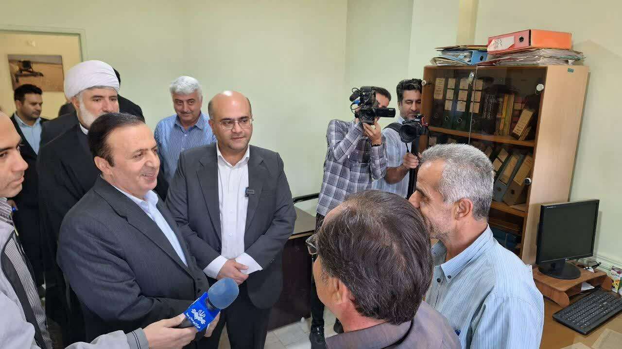 بازدید استاندار قزوین از نحوه فعالیت ره‌آوا در حوزه نظارت بر کالاهای اساسی